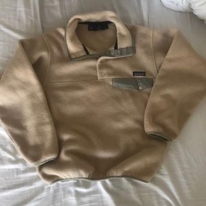 Patagonia pull over